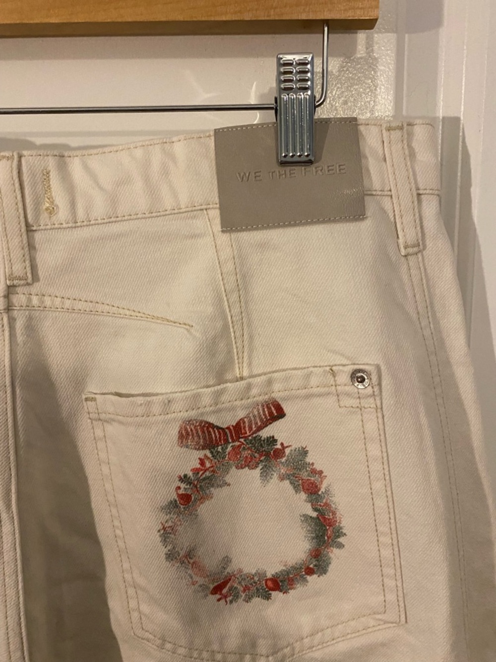 We The Free Wide Leg Barrel Buttonfly Jeans with Wreath Accents - Picture 7 of 12